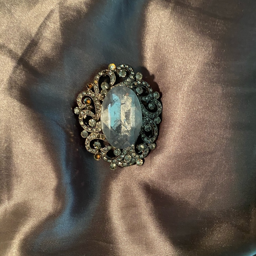 Cubic Zirconia Vintage Brooch - Picture 2 of 2